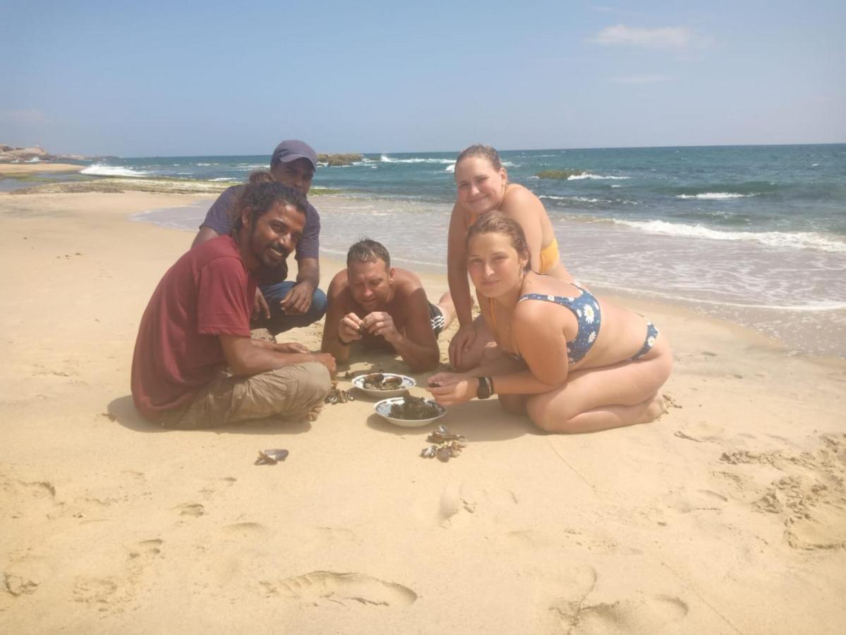 Beach Bungalow Yala Киринда Екстериор снимка