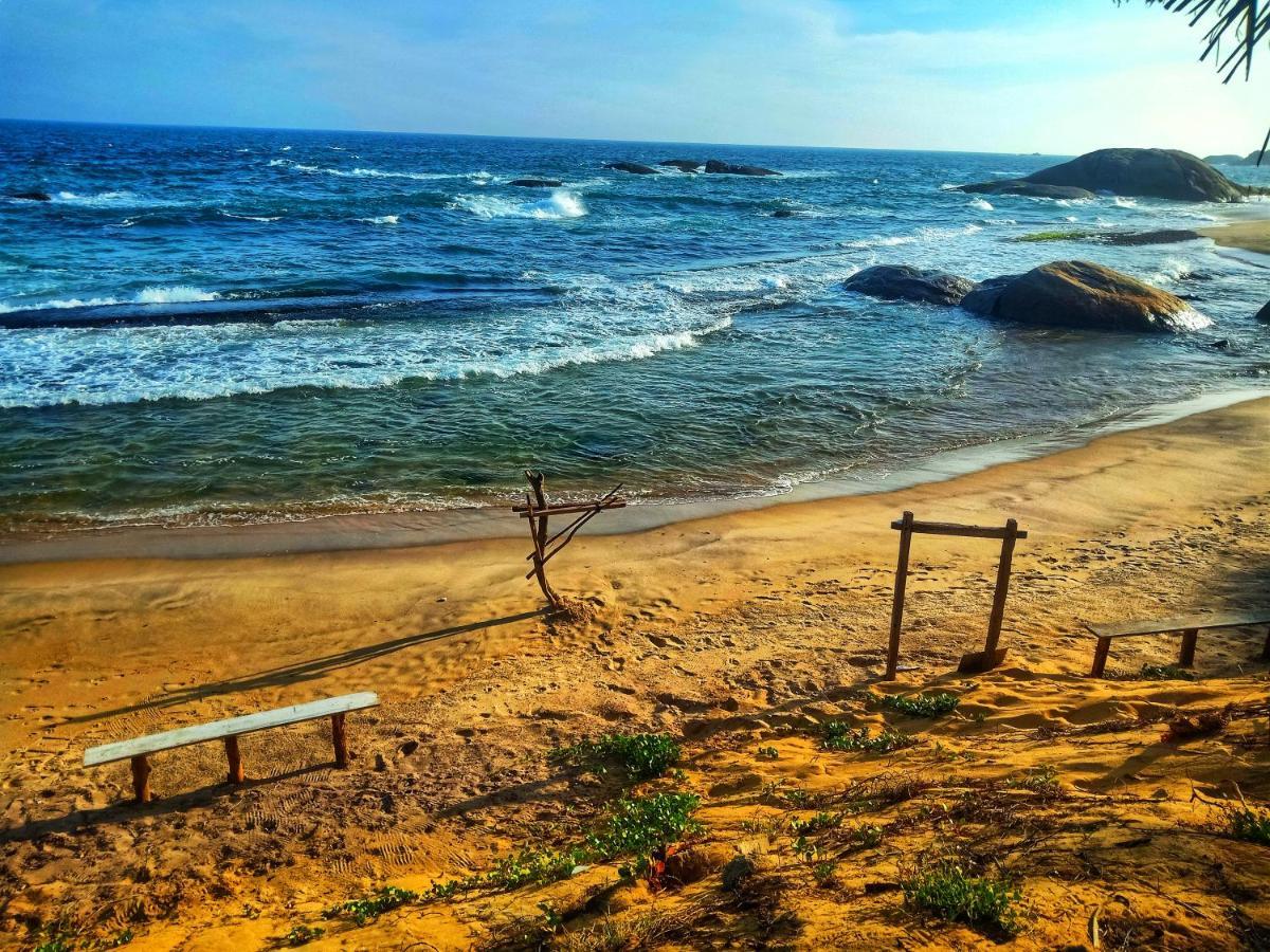 Beach Bungalow Yala Киринда Екстериор снимка