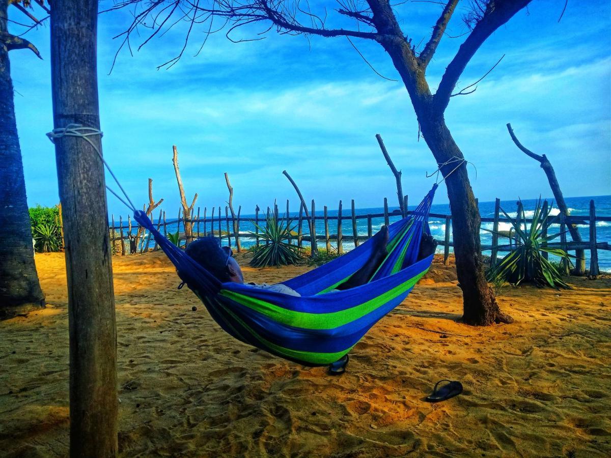 Beach Bungalow Yala Киринда Екстериор снимка